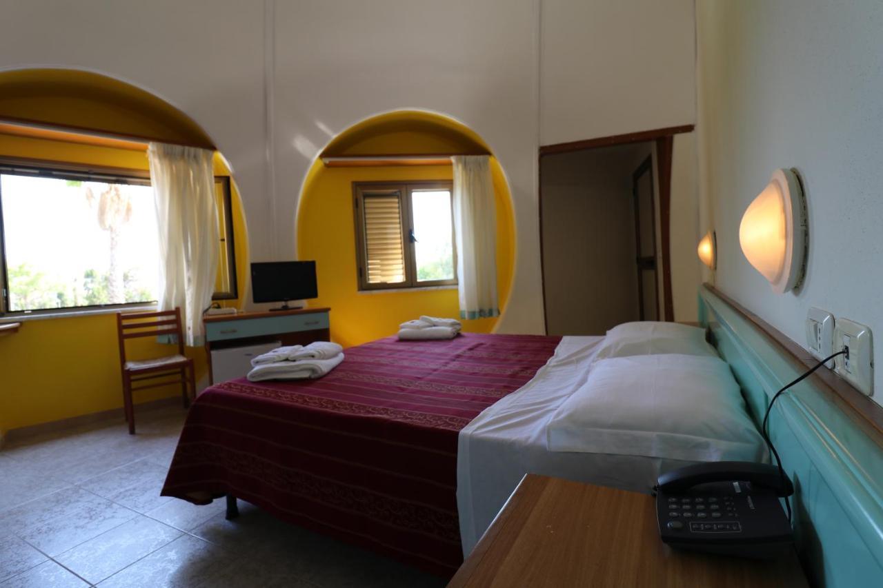 בוטריצ'לו Nirvana Club Village מראה חיצוני תמונה