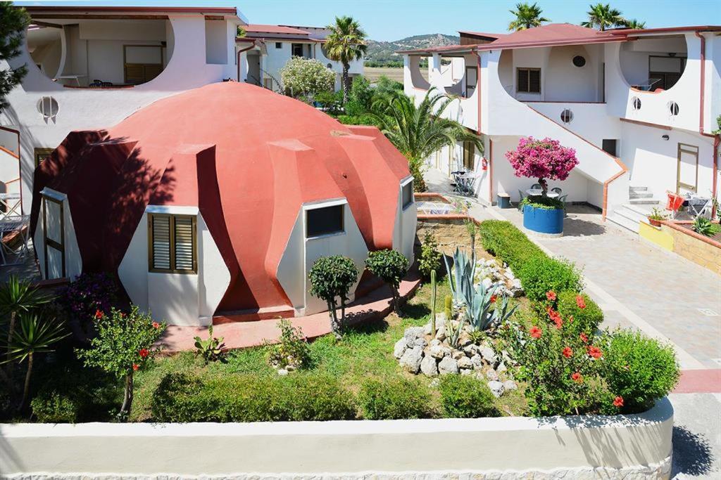 בוטריצ'לו Nirvana Club Village מראה חיצוני תמונה