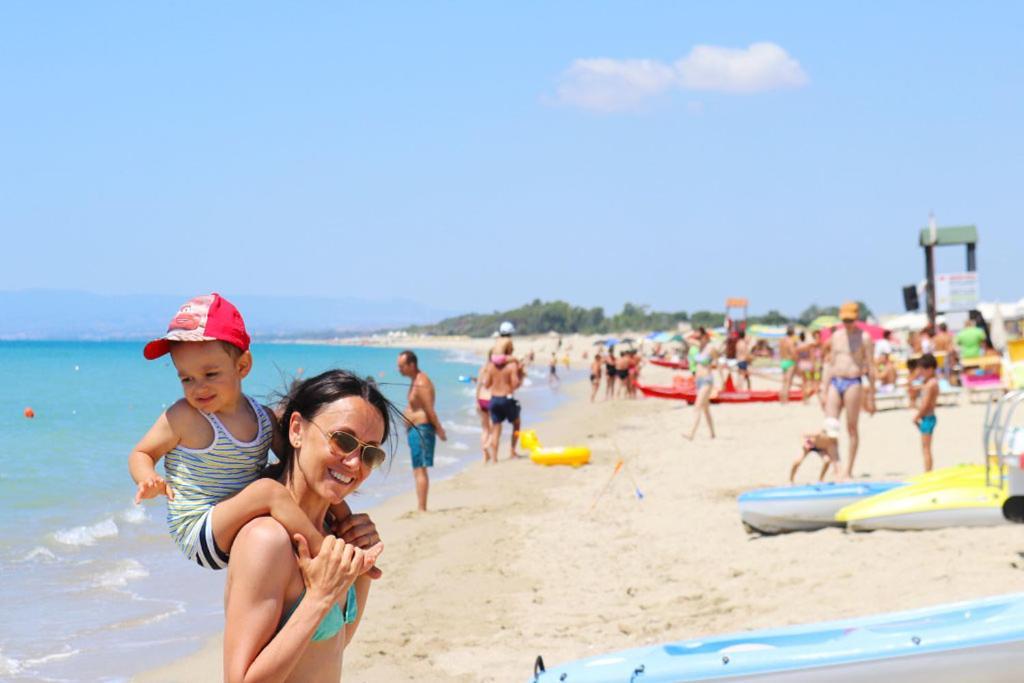 בוטריצ'לו Nirvana Club Village מראה חיצוני תמונה